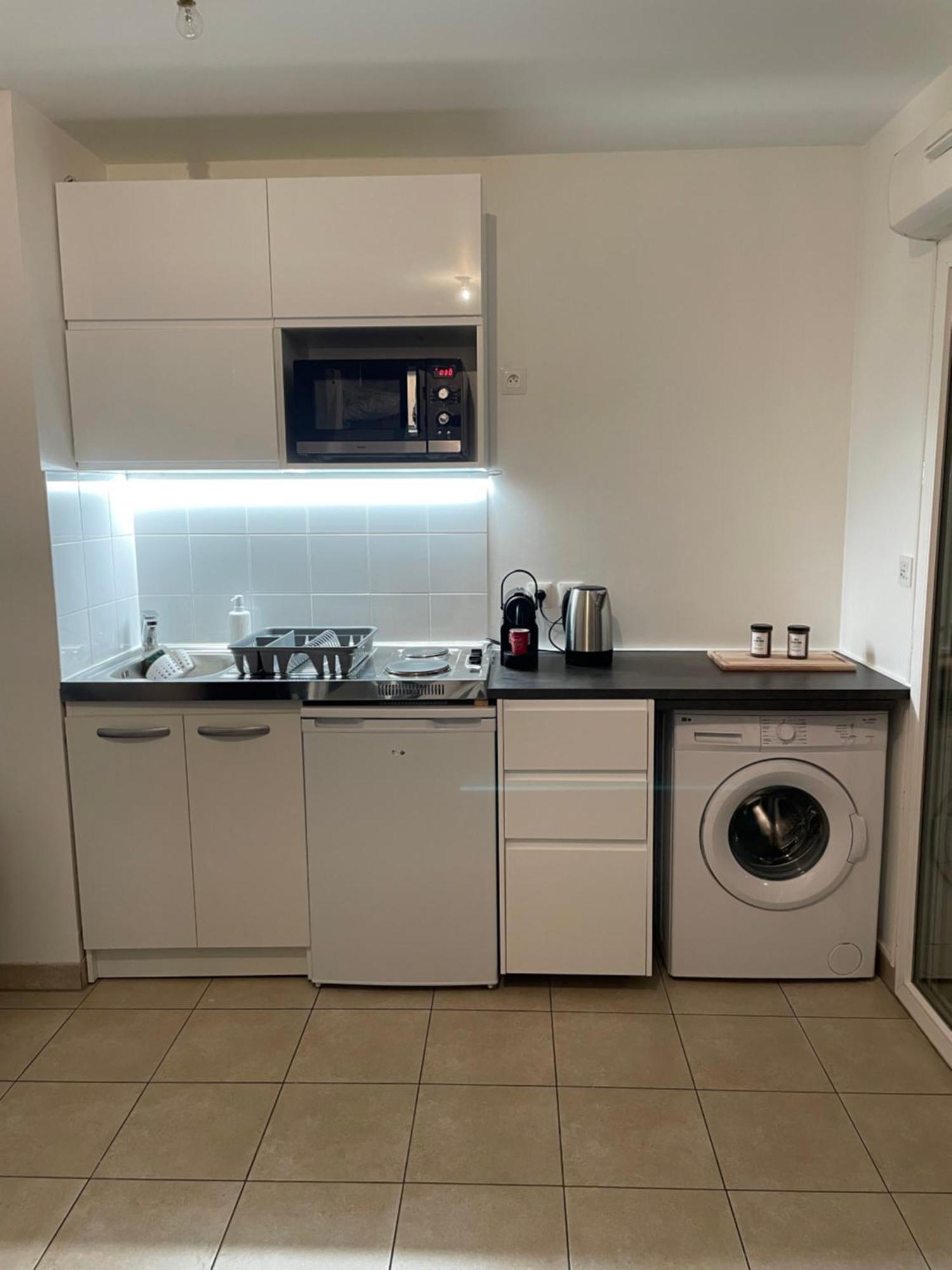 Appartement Lahcen Thorigny-sur-Marne Exterior foto